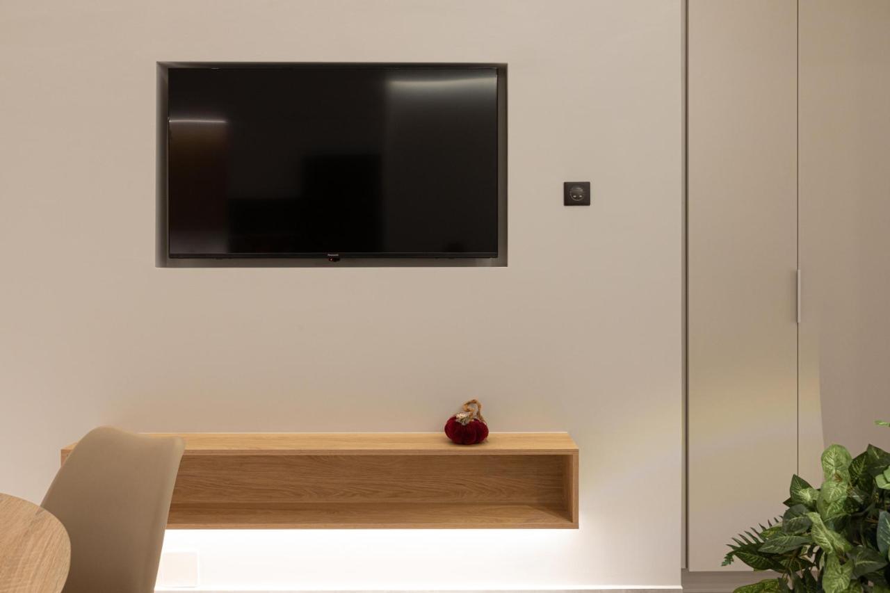 Billmar Luxury Apartment In The Center Of Gythio Esterno foto